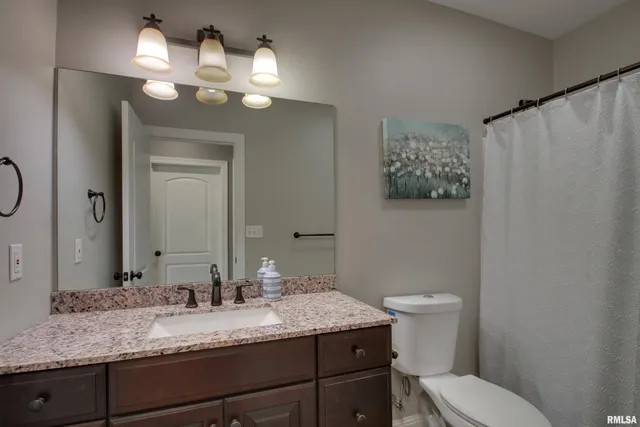 $575,000 | 4714 Caleb Lane, Quincy, IL 62305