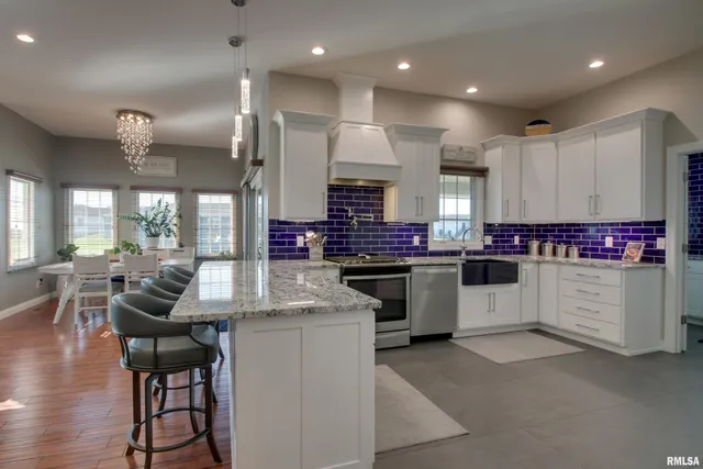 $575,000 | 4714 Caleb Lane, Quincy, IL 62305