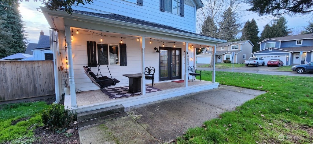 612 Hunt Avenue Sumner, WA 98390 - Photo 3 of 28