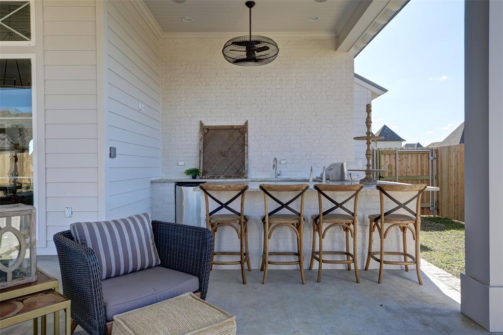 414 Cross Ridge Shreveport, LA 71106 - Photo 6 of 6 a view of a livingroom with furniture