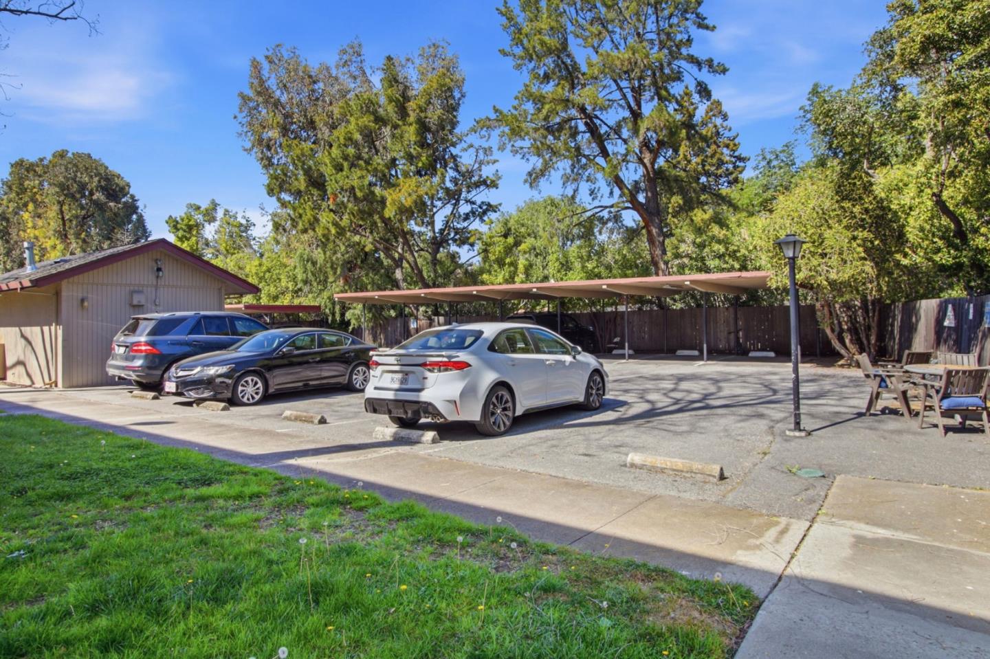 701 North Rengstorff Avenue, Unit 20 Mountain View, CA 94043 - Photo 30 of 33