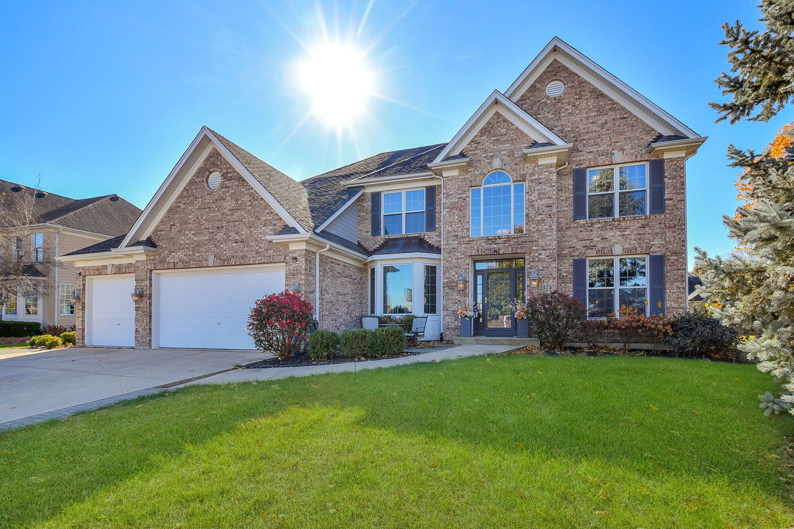 2574 Spring Green Way Batavia, IL 60510 - Photo 1 of 31 Gallery Image 1