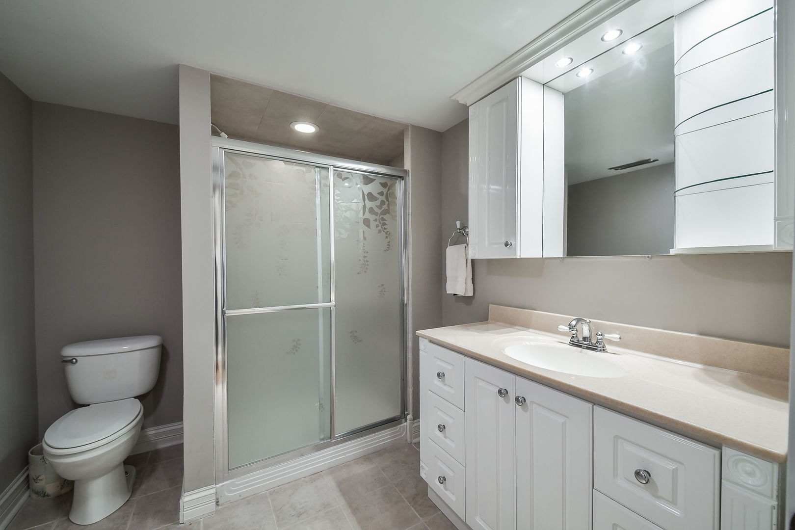 2574 Spring Green Way Batavia, IL 60510 - Photo 23 of 31 Gallery Image 23