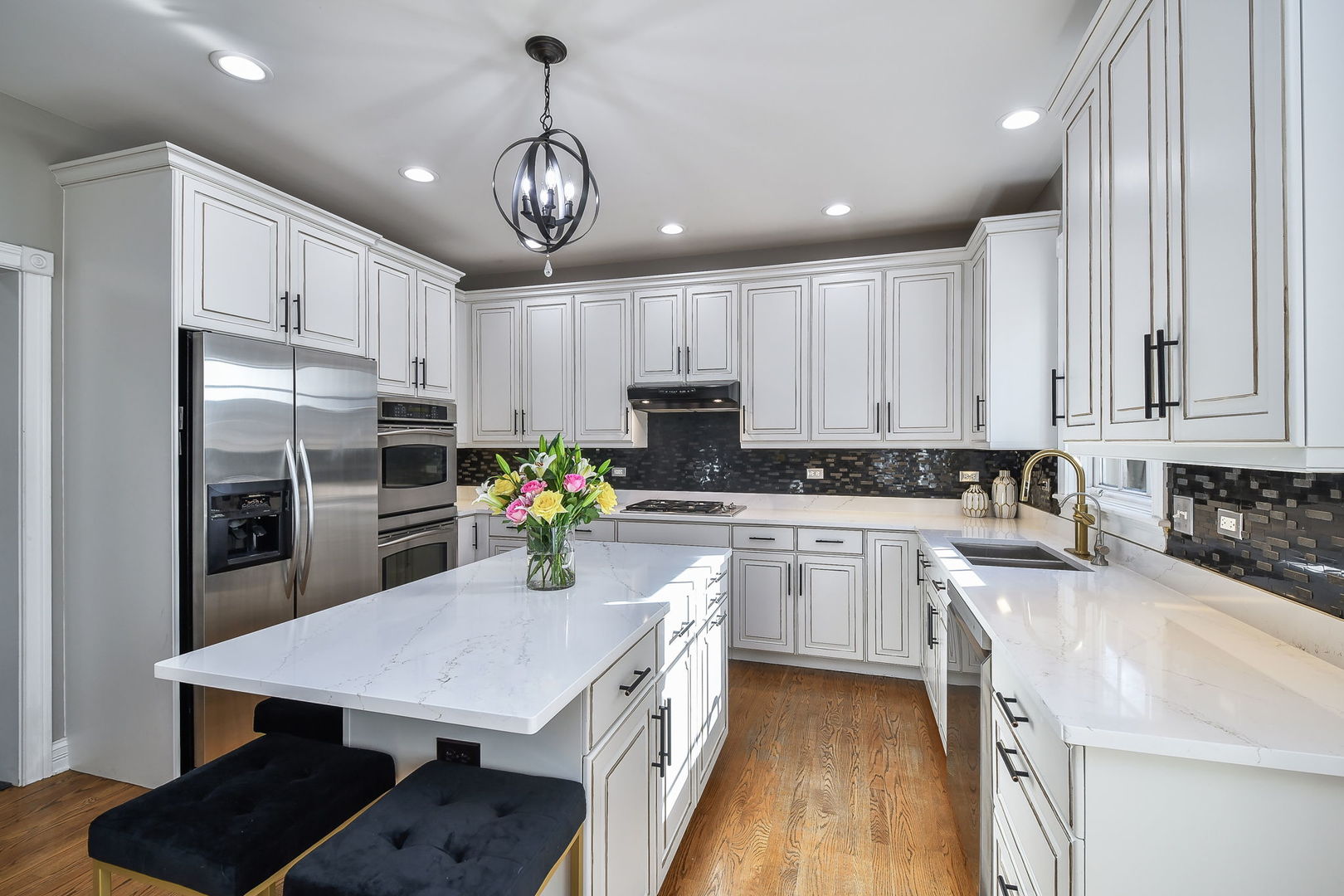 2574 Spring Green Way Batavia, IL 60510 - Photo 3 of 31 Gallery Image 3