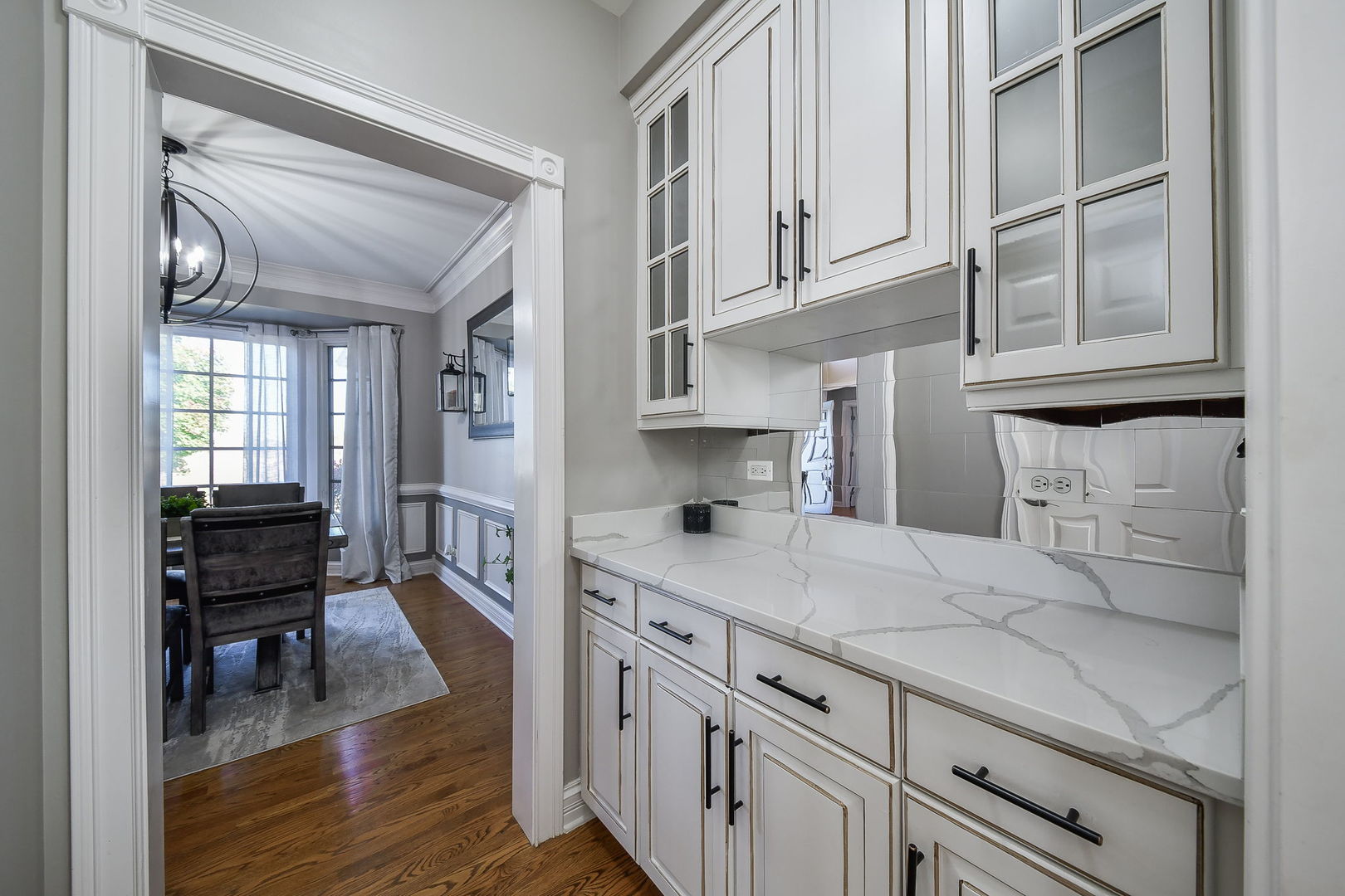 2574 Spring Green Way Batavia, IL 60510 - Photo 7 of 31 Gallery Image 7