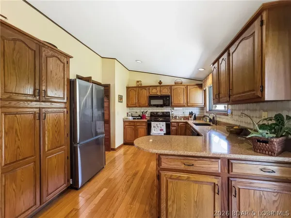 $450,000 | 529 Normac Drive, Camdenton, MO 65020