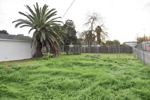 $309,000 | 900 Trinity Avenue, Chowchilla, CA 93610