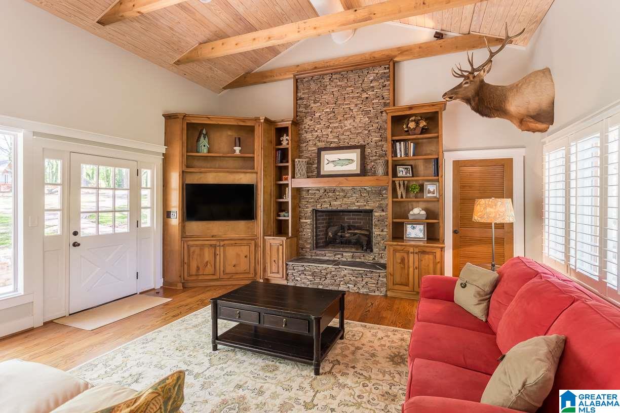 2685 Altadena Road Birmingham, AL 35243 - Photo 4 of 50