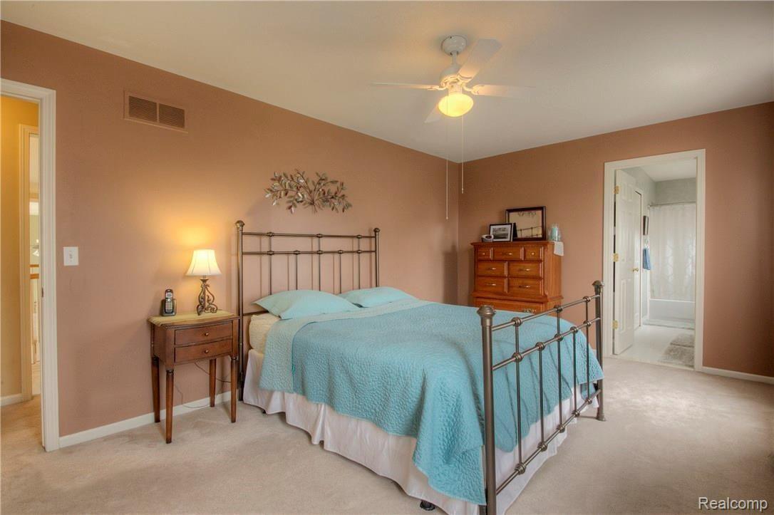 47854 Pavillon Road Canton, MI 48188 - Photo 41 of 57 41 BED 2.jpg