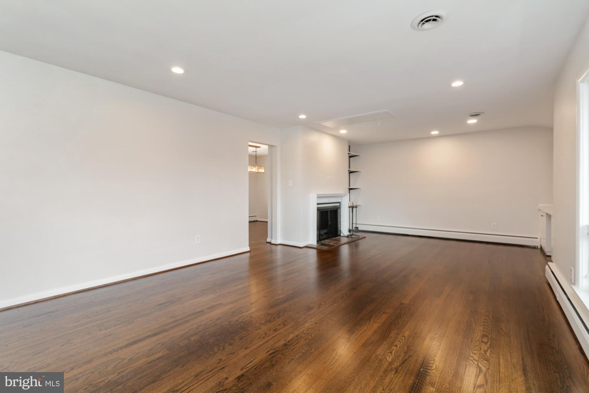 2414 Stanwick Road Phoenix, MD 21131 - Photo 7 of 50 Main level LR w/recently refinished hdwd floors