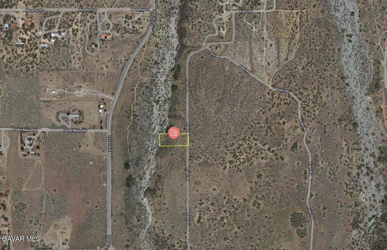 Pallett Mesa Road Pearblossom, CA 93553 - Photo 4 of 4 a bathroom with shower