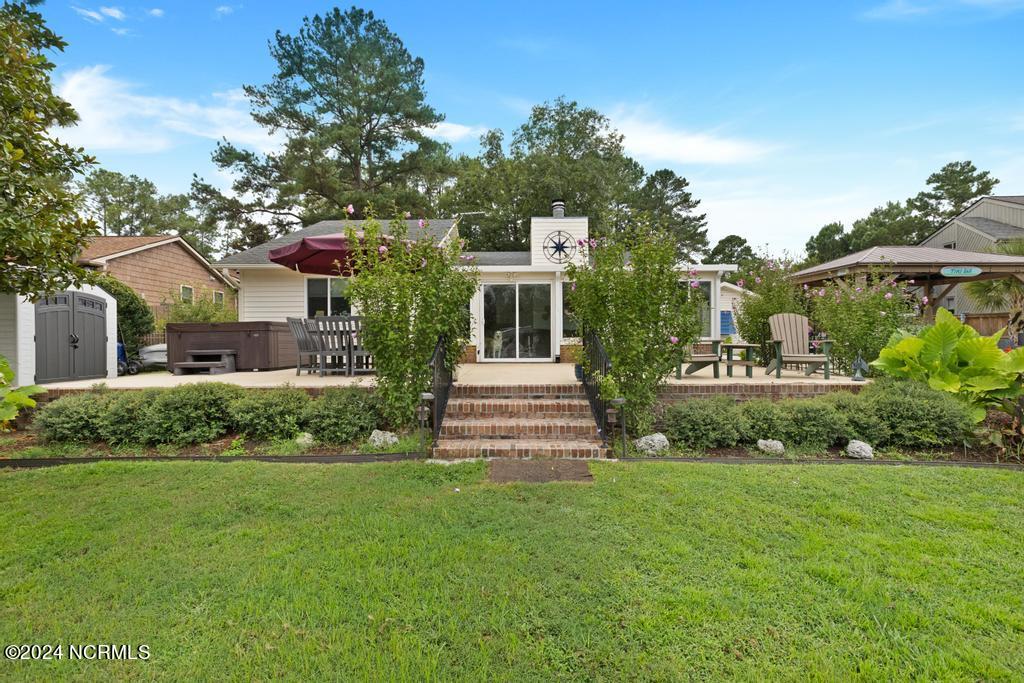 114 Outrigger Road New Bern, NC 28562 - Photo 2 of 69 IMG_7207