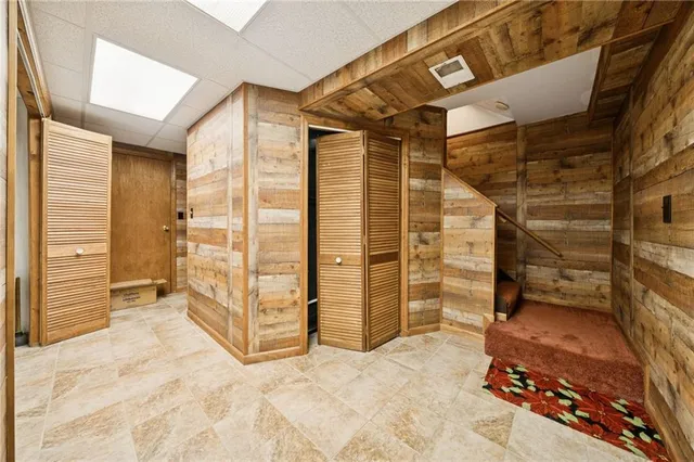 a view of an outdoor space