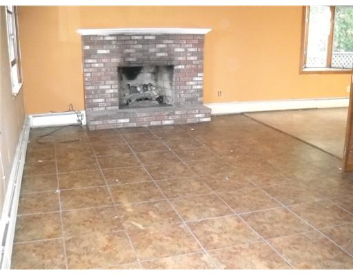 77 Rabbitt Hill Road Cumberland, RI 02864 - Photo 3 of 12 Living Room.
