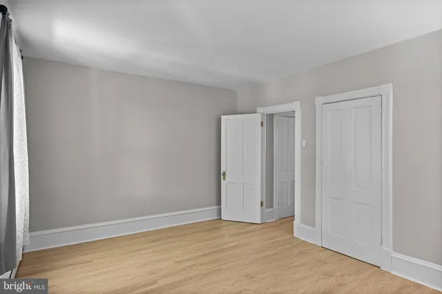 $269,999 | 149 7th Avenue, Roebling, NJ 08554