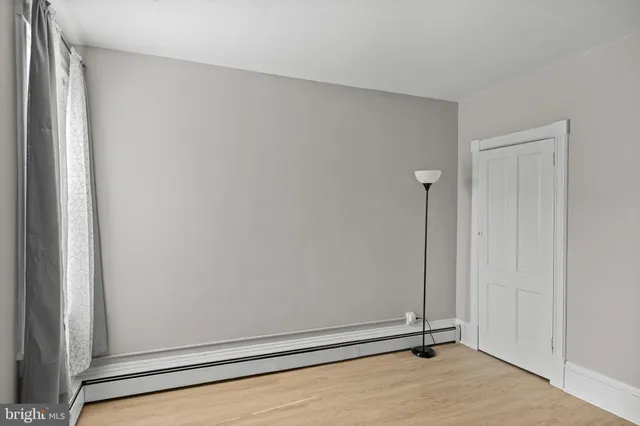 $269,999 | 149 7th Avenue, Roebling, NJ 08554