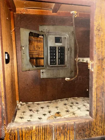 $12,500 | 915 Sycamore Street, East St. Louis, IL 62201