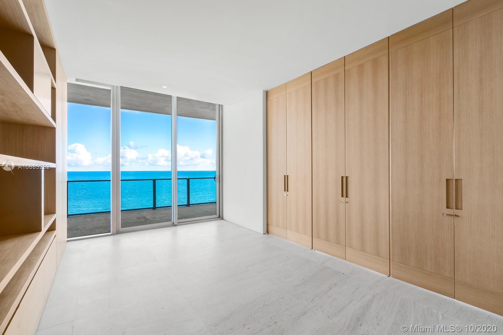 360 Ocean Drive, Unit PH1S Key Biscayne, FL 33149 - Photo 20 of 30 a view of an empty room with glass door