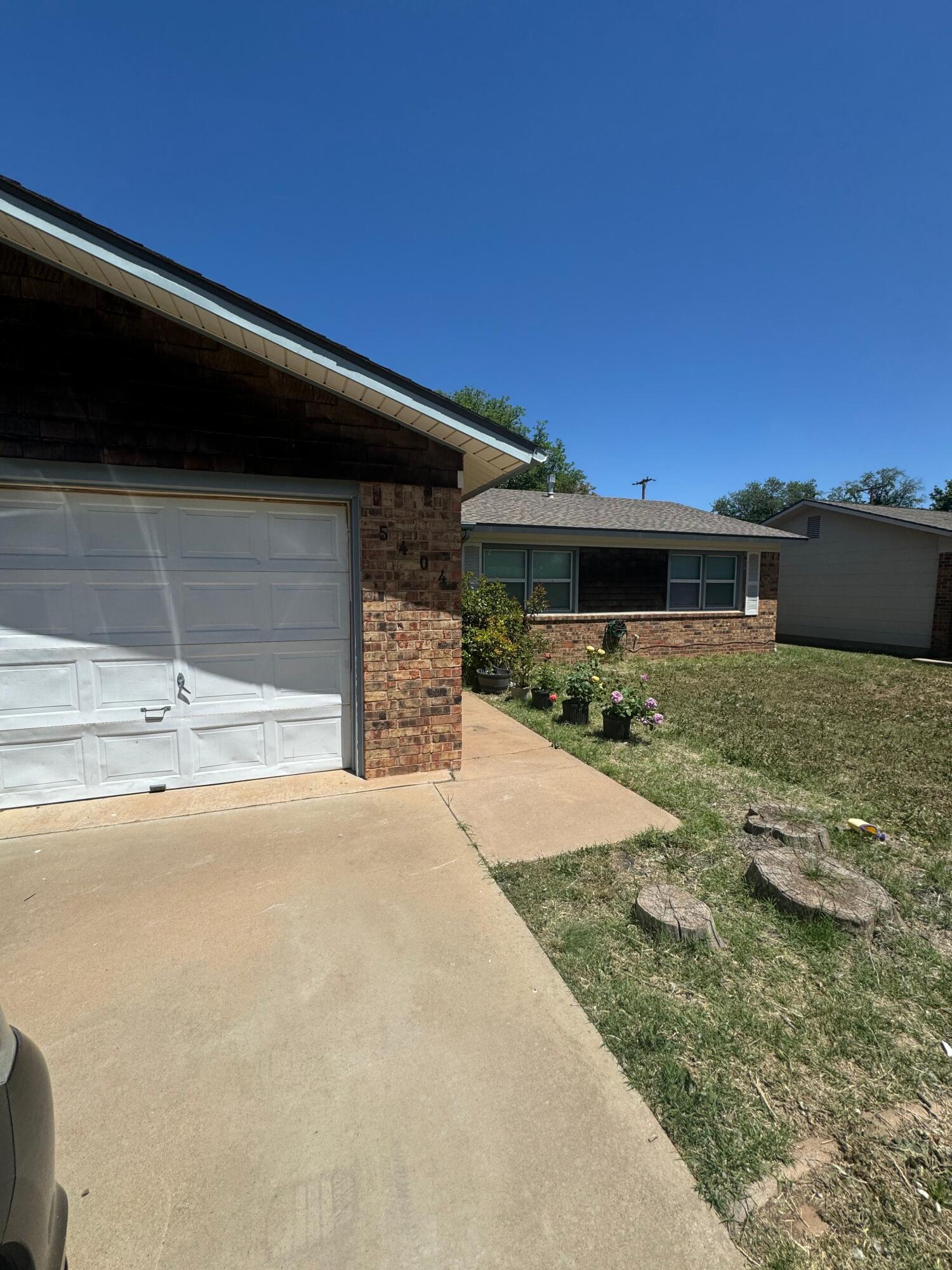 5404 48th Street Lubbock, TX 79414 - Photo 2 of 16 2