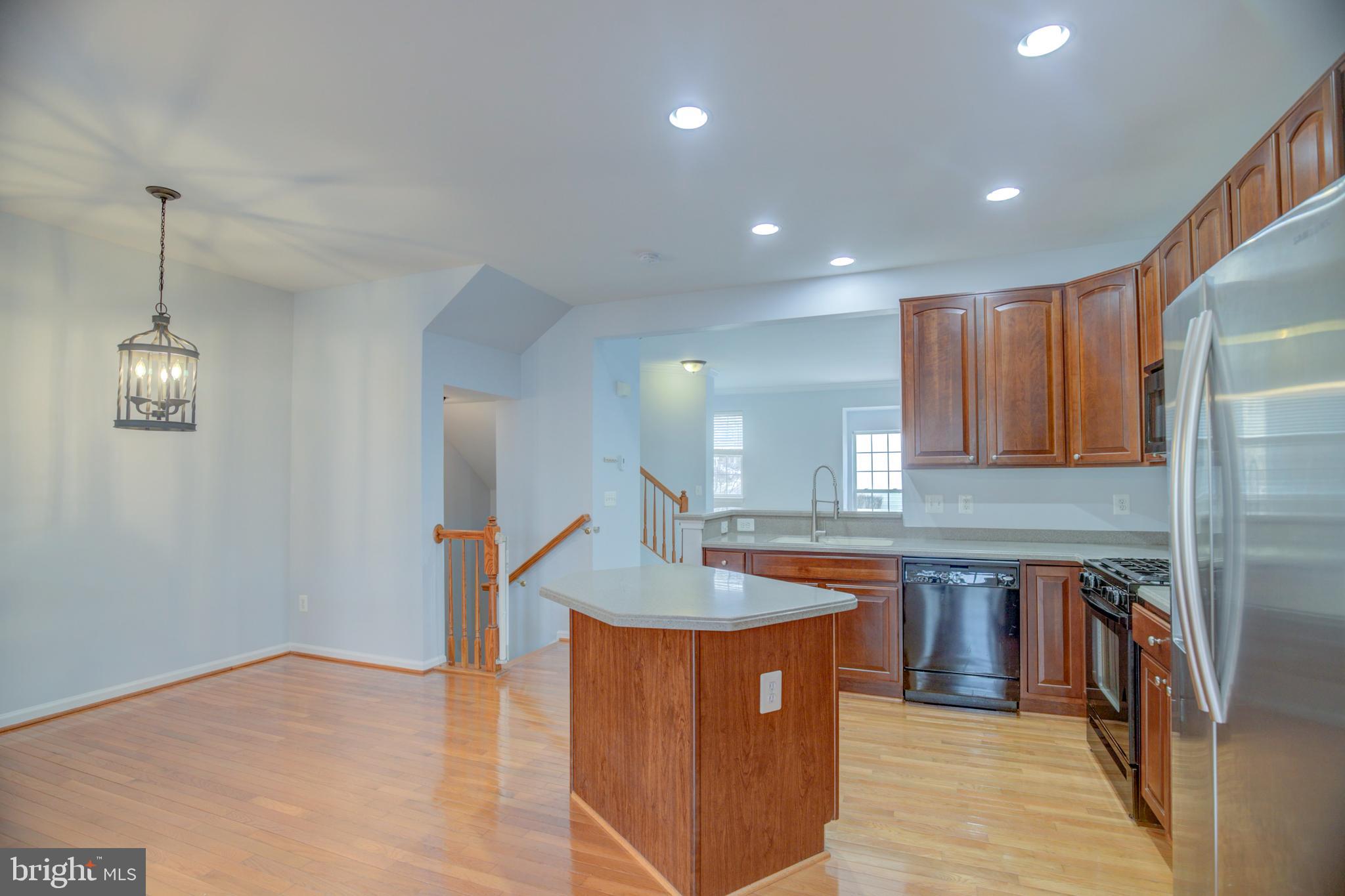 15959 Canada Goose Loop Woodbridge, VA 22191 - Photo 9 of 65