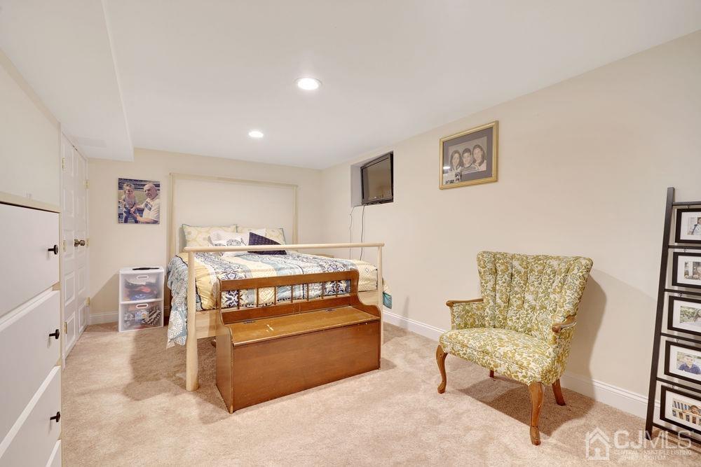 58 Preston Road Colonia, NJ 07067 - Photo 17 of 22 Gallery Image 17