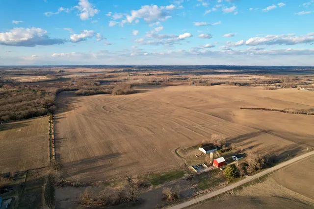 $2,722,500 | 0 West Winneshiek Road, Freeport, IL 61032