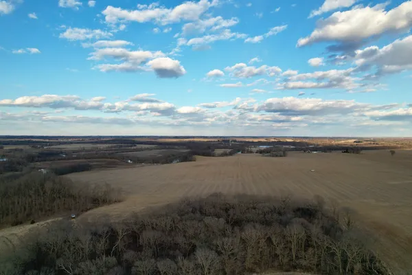 $2,722,500 | 0 West Winneshiek Road, Freeport, IL 61032