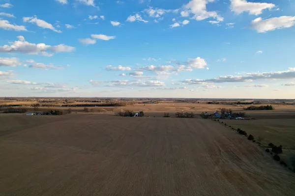 $2,722,500 | 0 West Winneshiek Road, Freeport, IL 61032