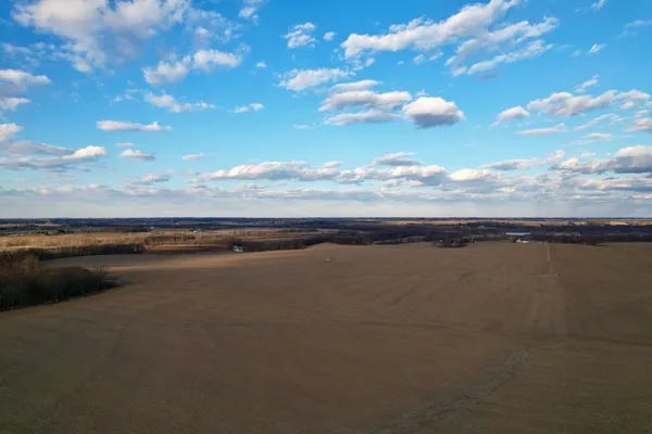 $2,722,500 | 0 West Winneshiek Road, Freeport, IL 61032