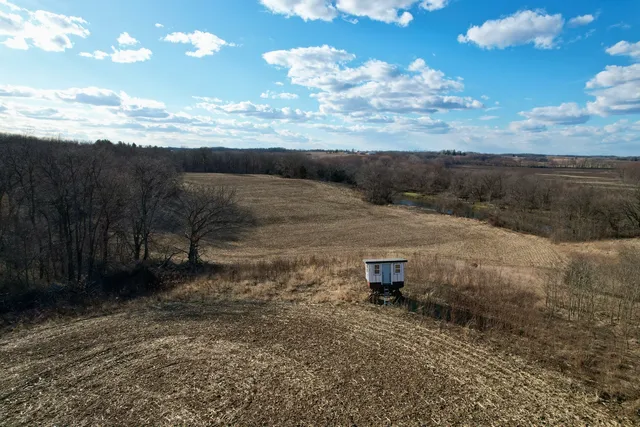 $2,722,500 | 0 West Winneshiek Road, Freeport, IL 61032