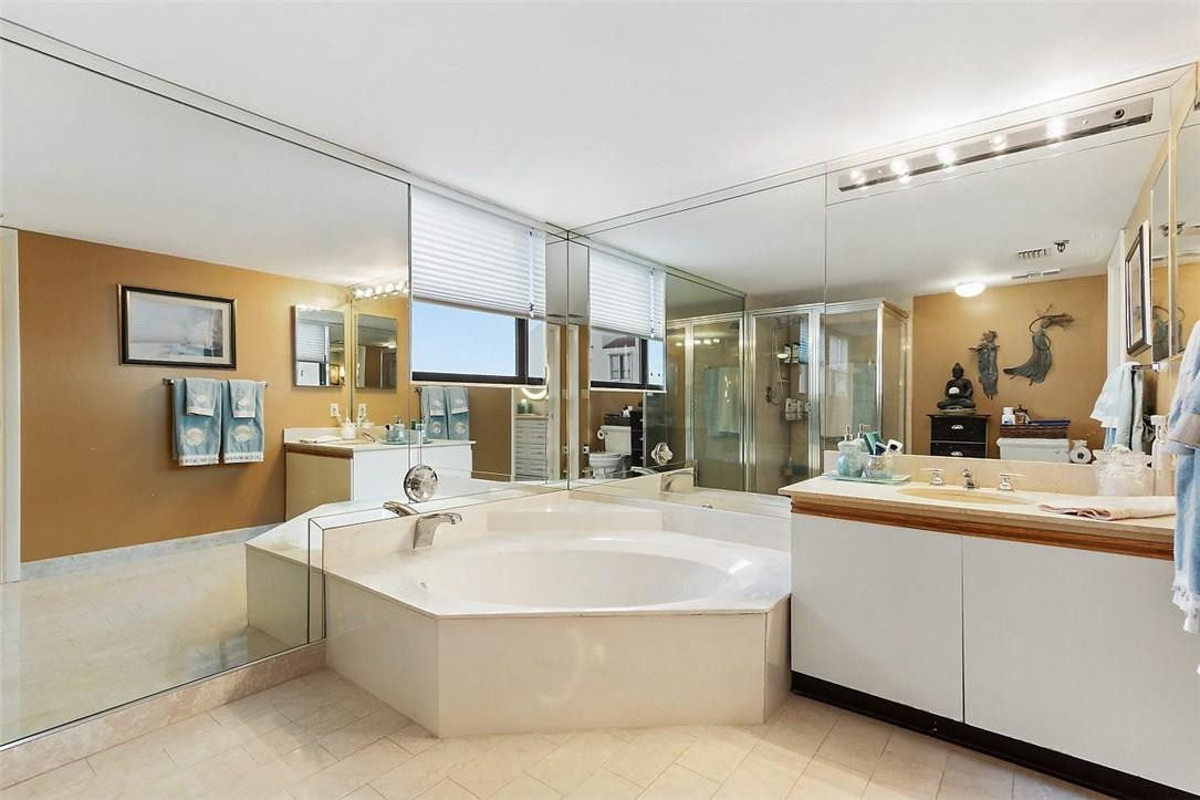 7568 Regency Lake Drive, Unit 701 Boca Raton, FL 33433 - Photo 22 of 27 Photo 22