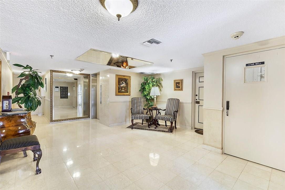 7568 Regency Lake Drive, Unit 701 Boca Raton, FL 33433 - Photo 3 of 27 Photo 3