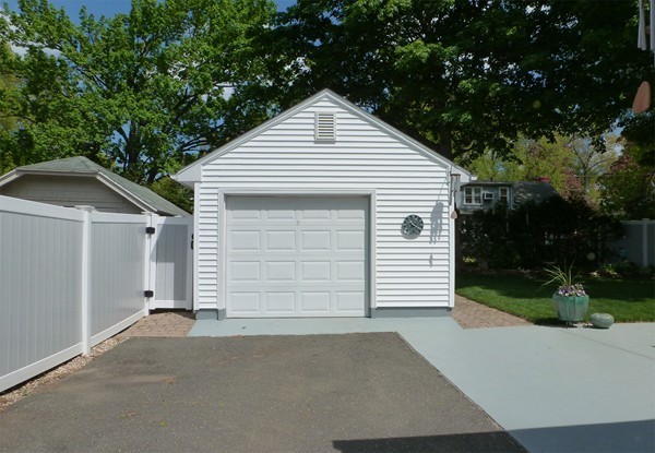157 Ellsworth Avenue Springfield, MA 01118 - Photo 2 of 29
