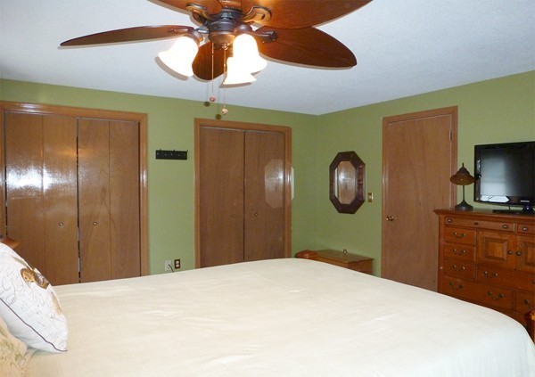 157 Ellsworth Avenue Springfield, MA 01118 - Photo 22 of 29