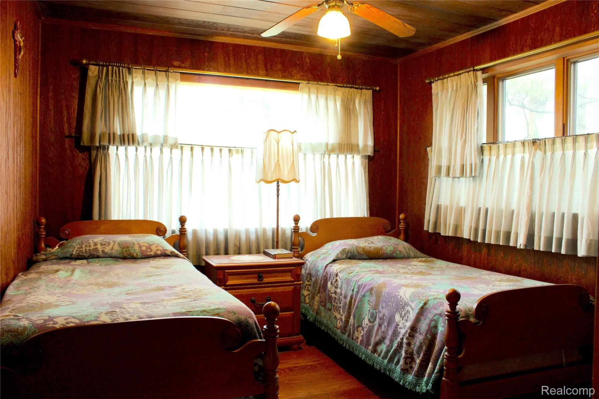 2354 Murphy Road Flint, MI 48504 - Photo 37 of 64 Pic - I71.JPG