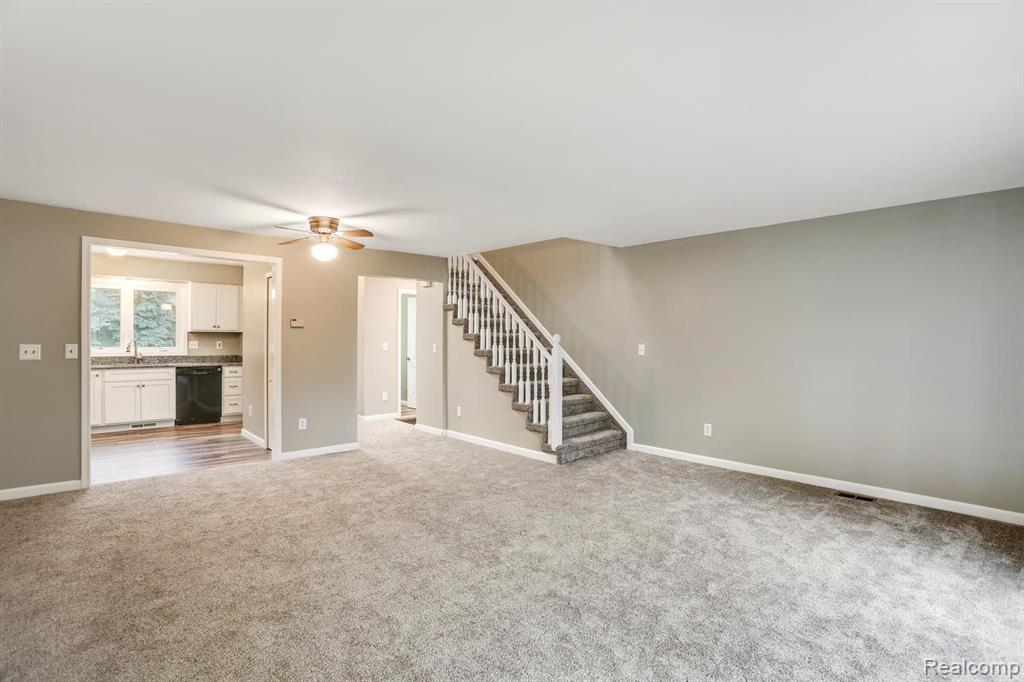 189 Fraser Street Rochester, MI 48307 - Photo 12 of 22