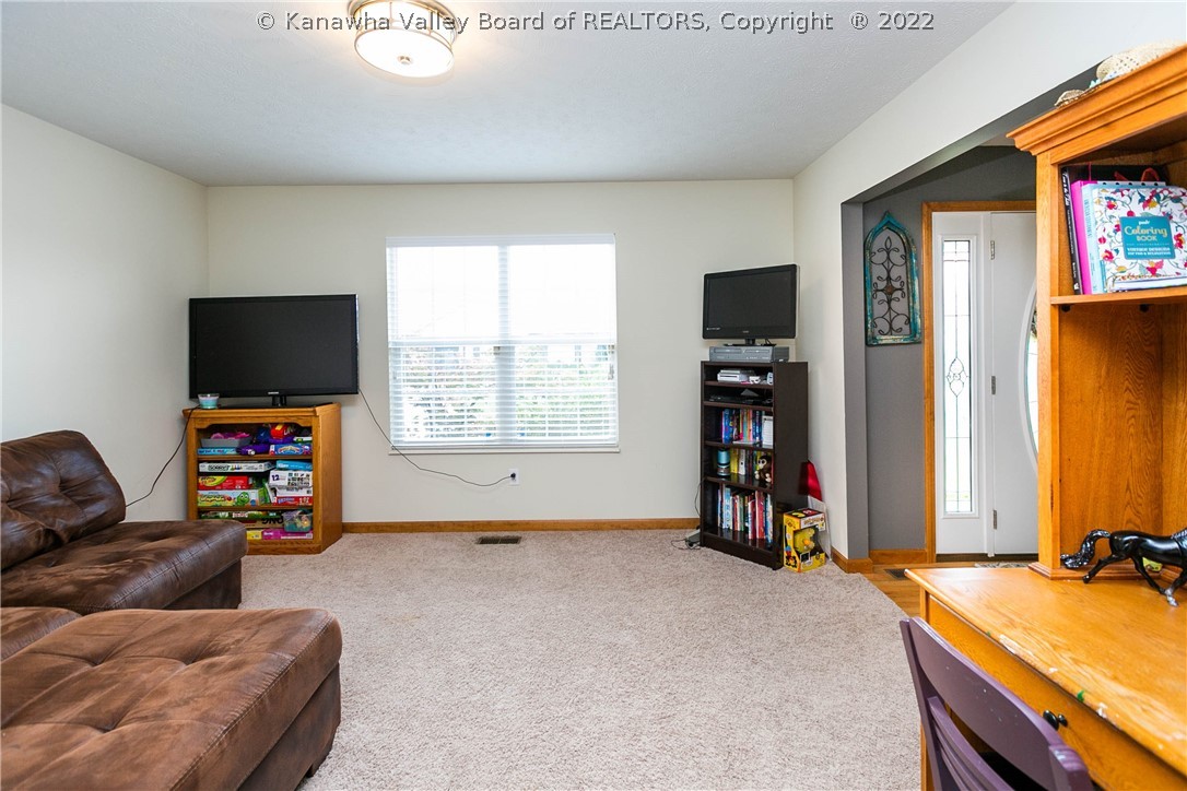 25 Baker Drive Winfield, WV 25213 - Photo 31 of 50 Gallery Image 31