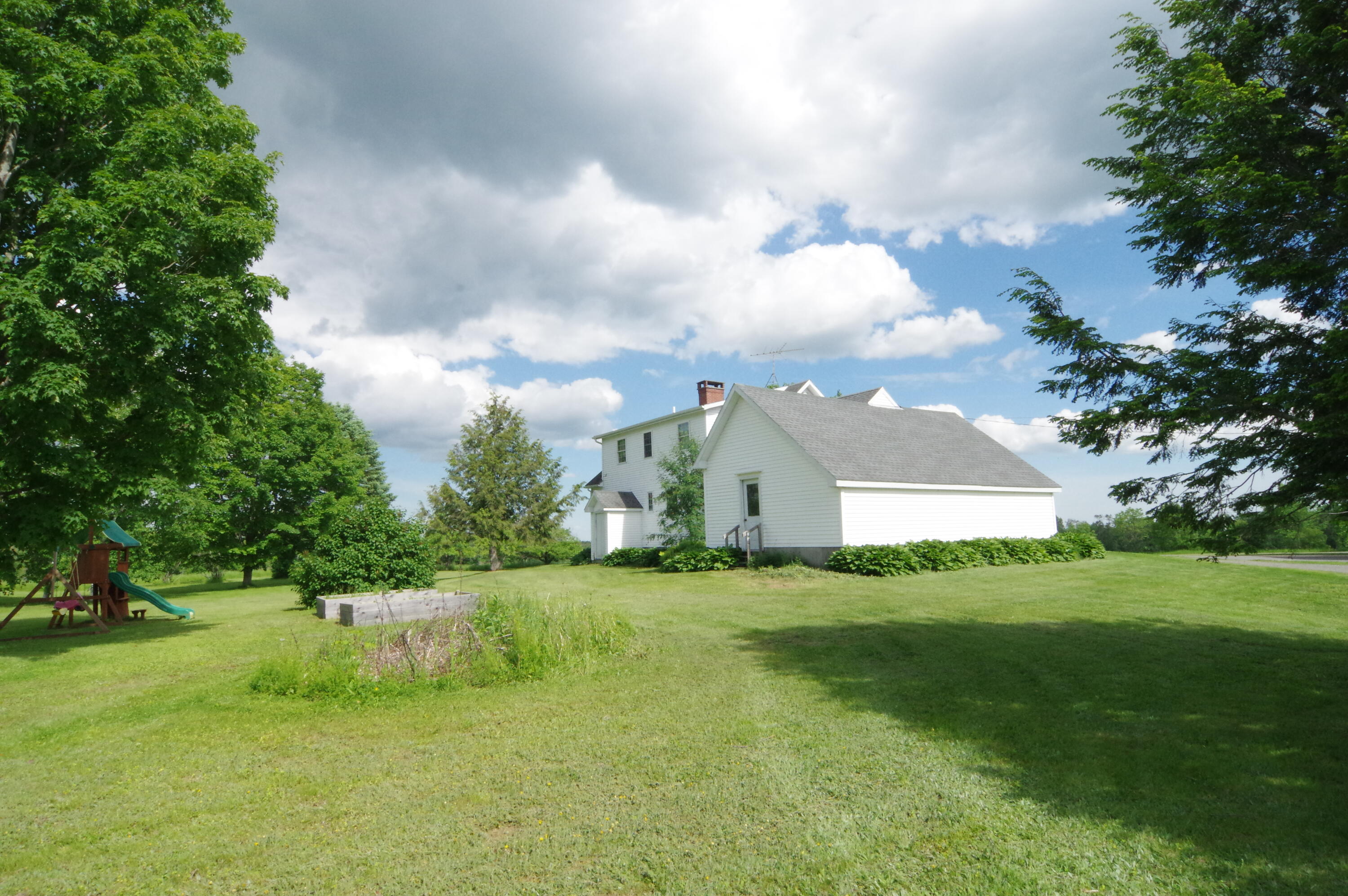221 Cambridge Road Dexter, ME 04930 - Photo 39 of 42 IMGP6456