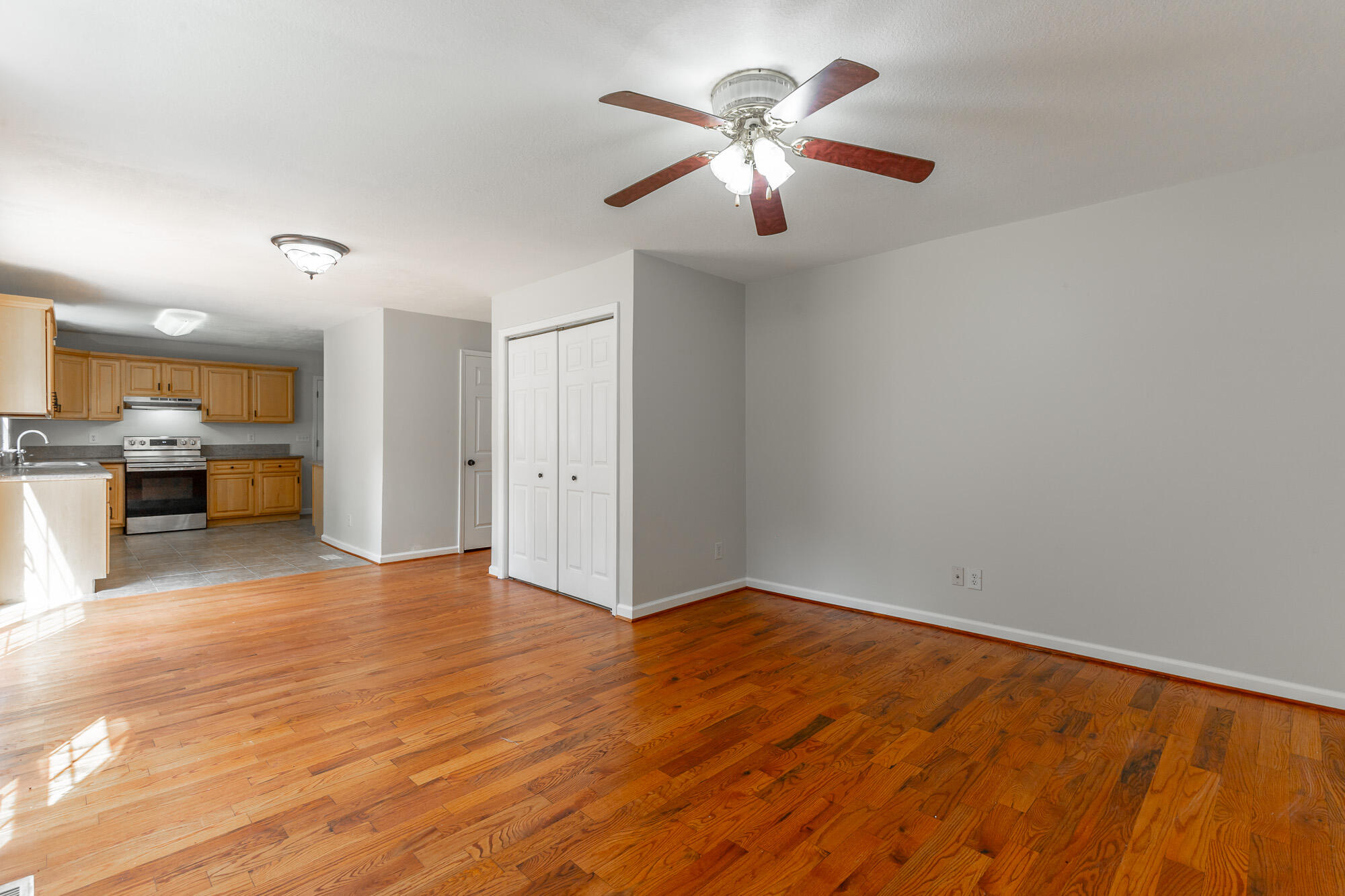 957 Lower Mill Road Hixson, TN 37343 - Photo 24 of 74 957 Lower Mill Road HD-42