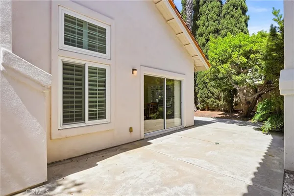 $1,295,000 | 2051 Pueblo, Tustin, CA 92782
