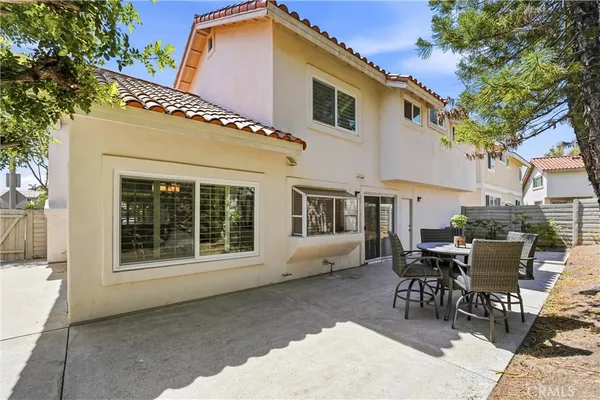 $1,295,000 | 2051 Pueblo, Tustin, CA 92782