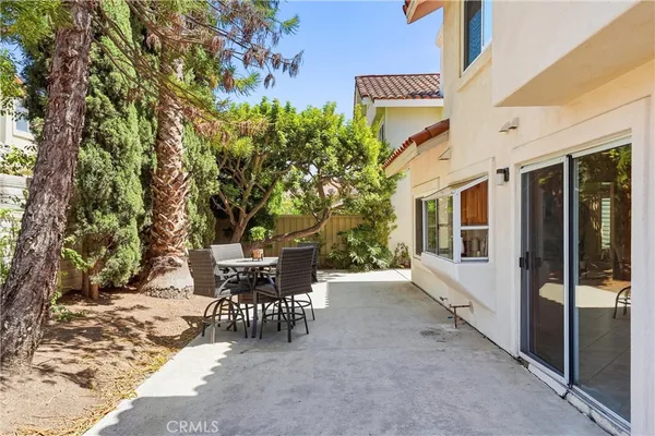 $1,295,000 | 2051 Pueblo, Tustin, CA 92782