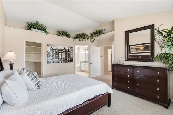 $1,295,000 | 2051 Pueblo, Tustin, CA 92782