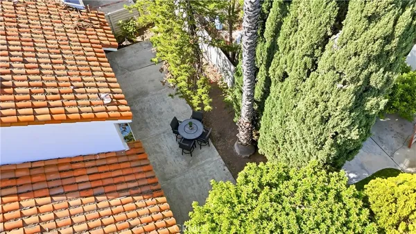 $1,295,000 | 2051 Pueblo, Tustin, CA 92782