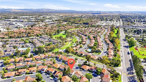 $1,295,000 | 2051 Pueblo, Tustin, CA 92782