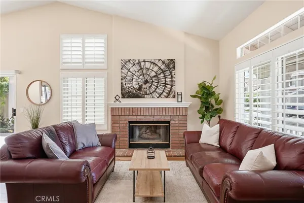 $1,295,000 | 2051 Pueblo, Tustin, CA 92782
