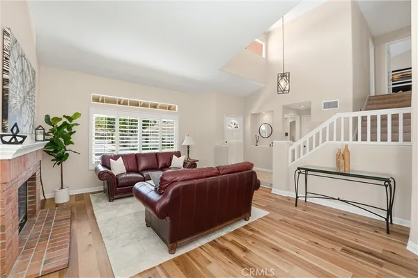 $1,295,000 | 2051 Pueblo, Tustin, CA 92782