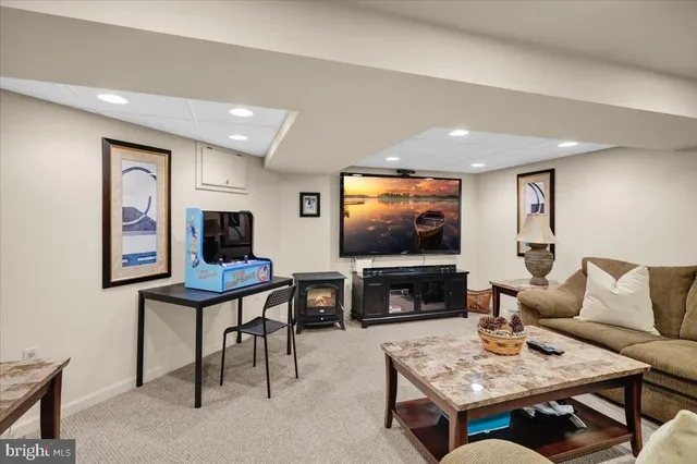 $1,199,000 | 8 Hessian Boulevard, Reading, PA 19607