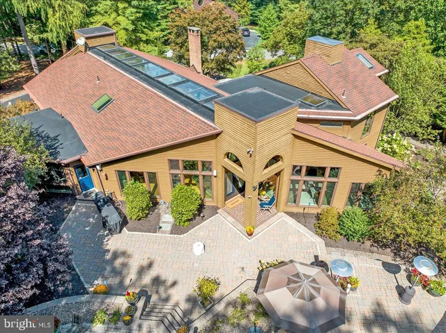 $1,199,000 | 8 Hessian Boulevard, Reading, PA 19607