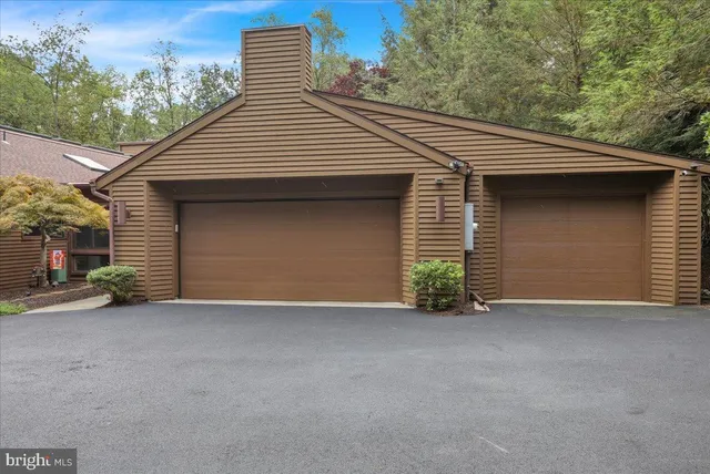 $1,199,000 | 8 Hessian Boulevard, Reading, PA 19607